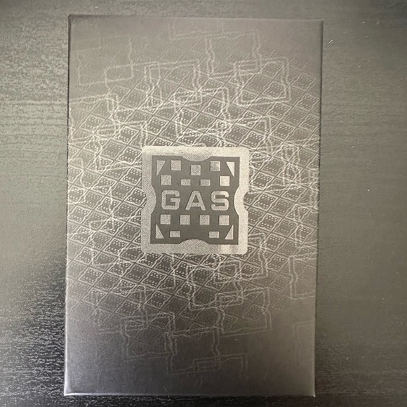 Gas Trading Cards x Complex Cover Series Camila Cabello Card NWT - Picture 6 of 7